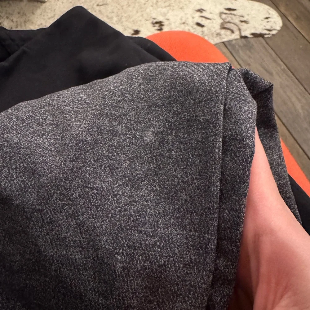 Lululemon Train Times 7/8 Pant Blocked 25” Gray and Black - Picture 6 of 6